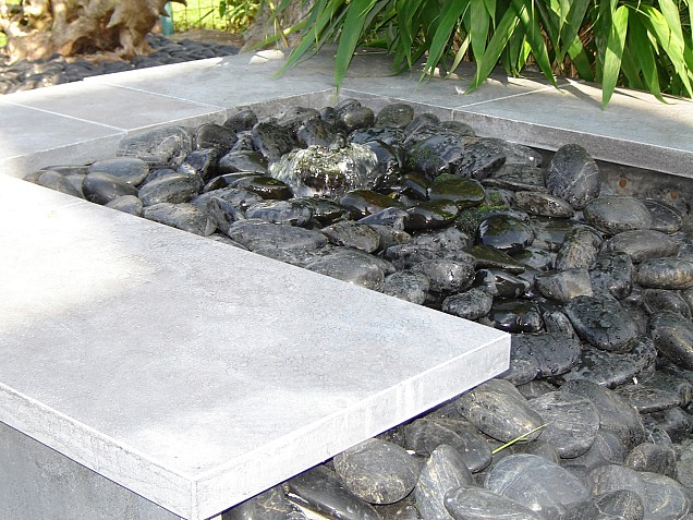 Glitter Stone Black 10-30 mm (20 kg)