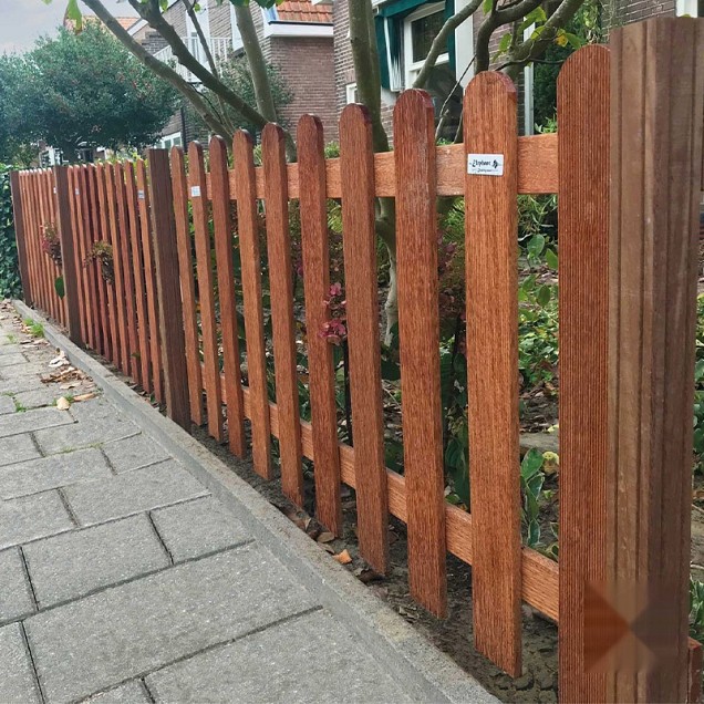 Bangkirai tuinhek recht 10L 16mm 35x1800x800mm ribbel / RVS bc