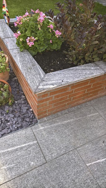 Juparana Piazzo Waterjet Linea 40x60x3 cm